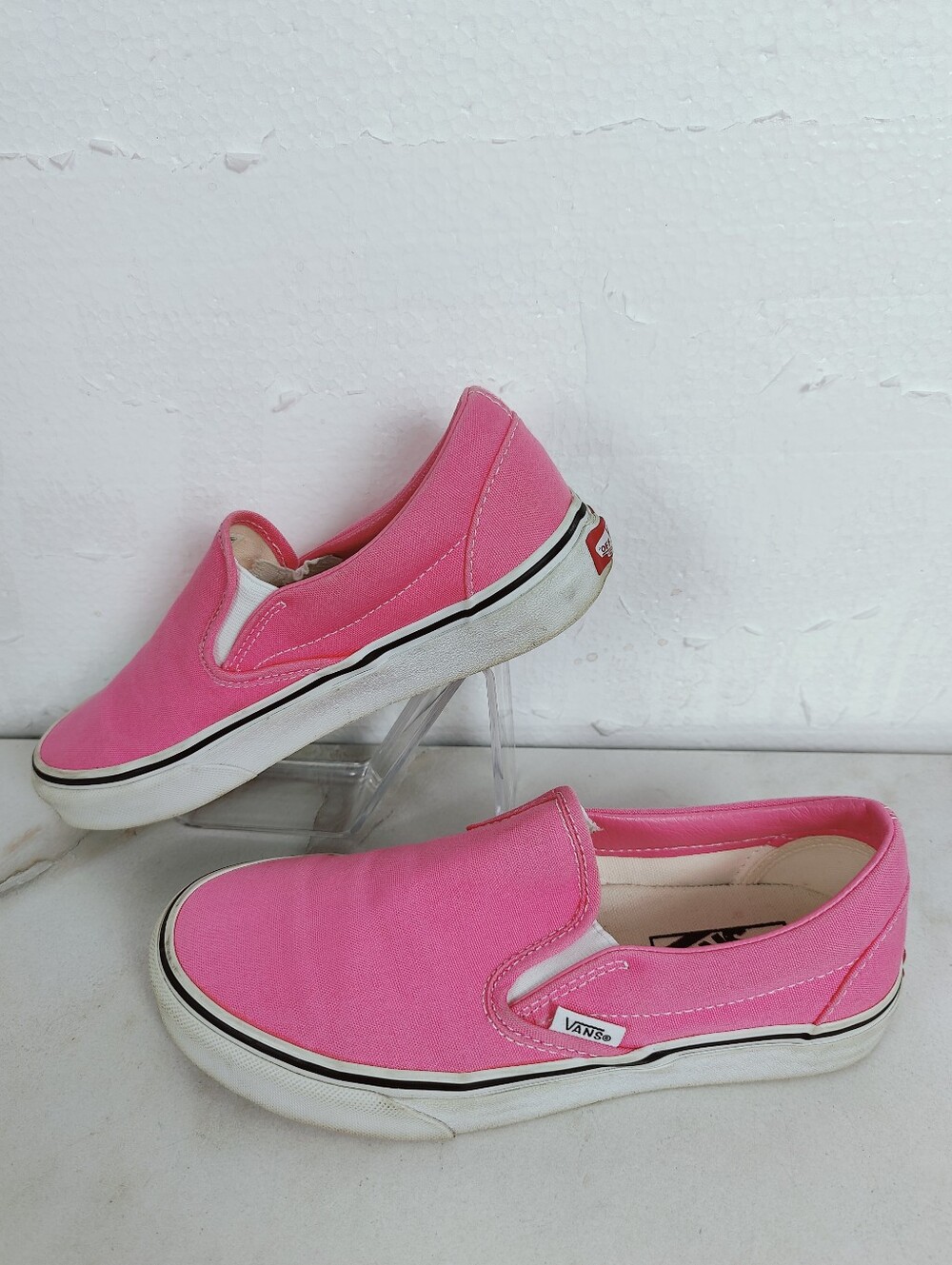 Vans Classic Slip On Sneakers Bright Pink, 5(M) 6.5(W)
